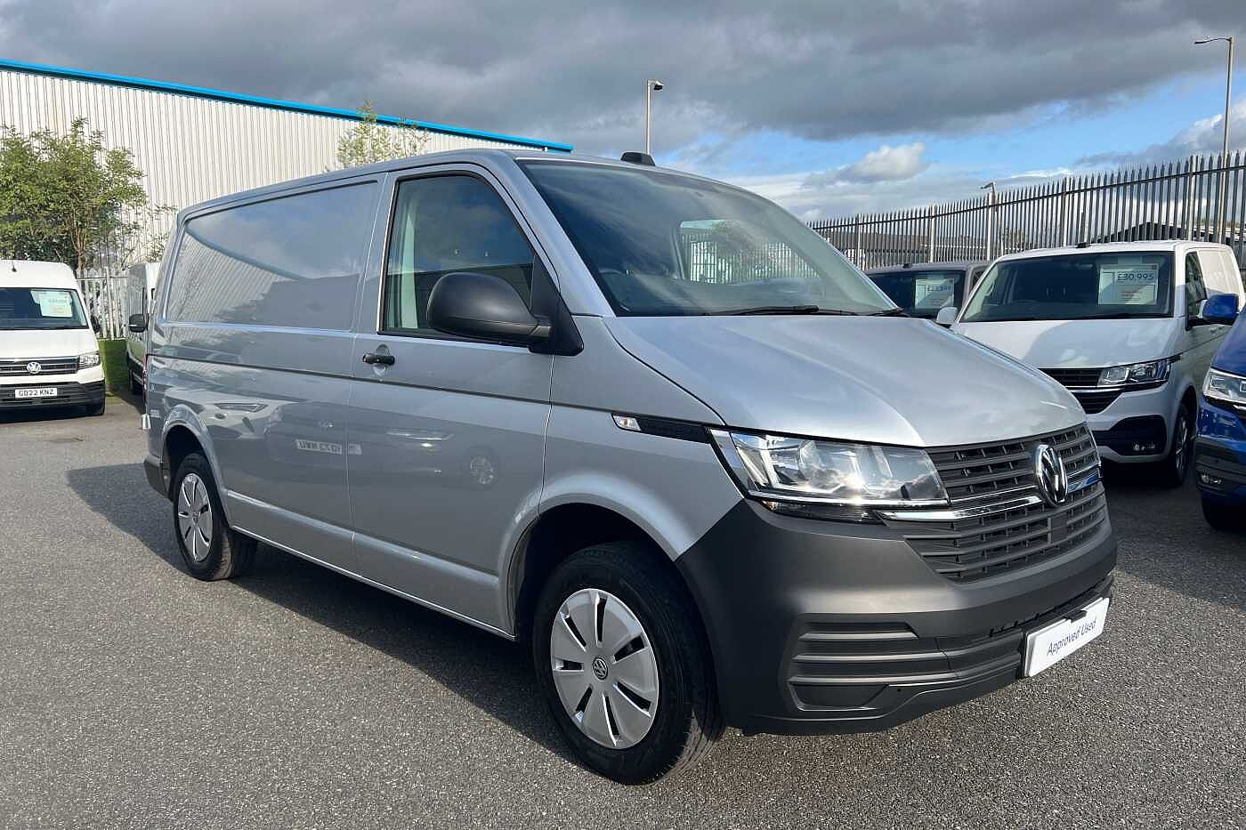 Volkswagen Transporter 2.0TDI 110ps T28 Startline BMT SWB Business Pack (A/C)