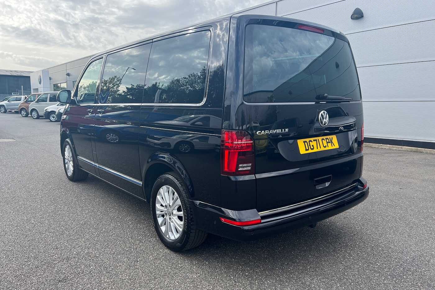 Volkswagen Caravelle Diesel Estate 2.0 TDI Executive 150 5dr DSG