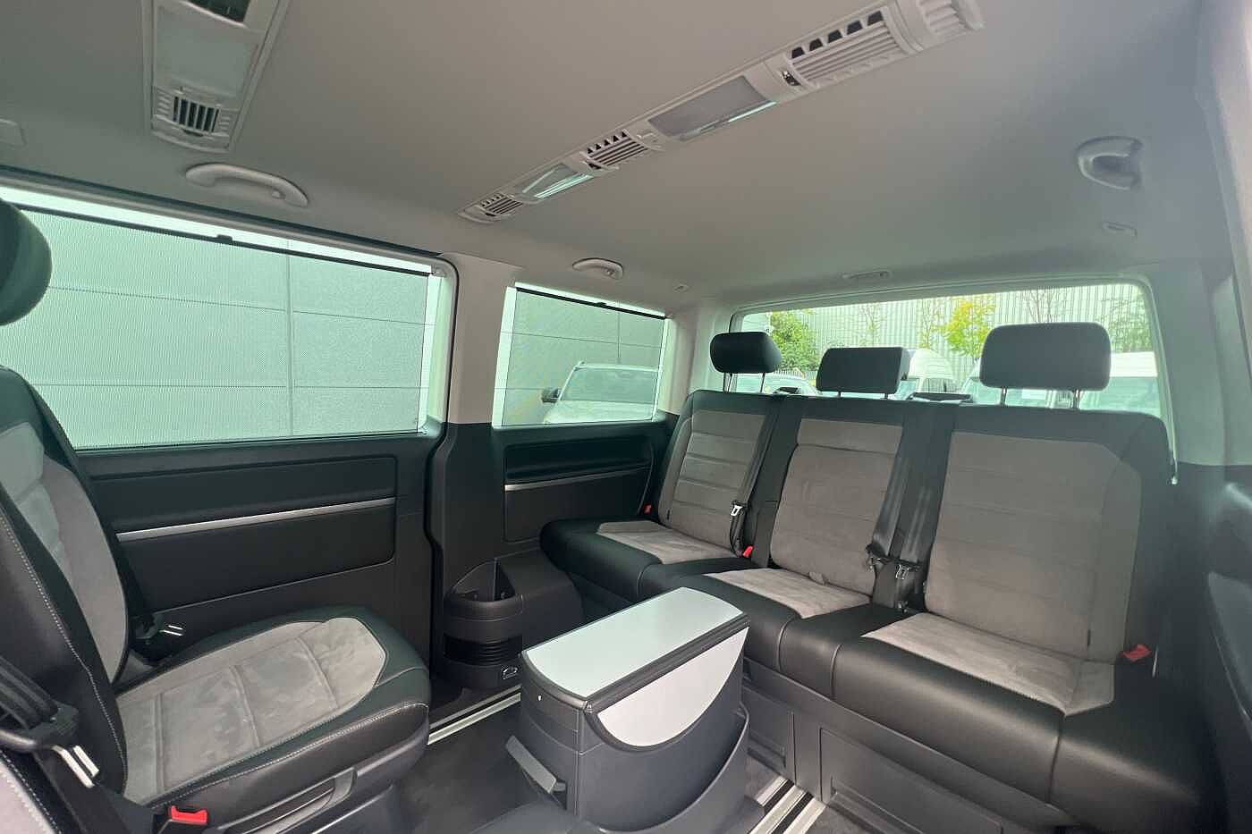 Volkswagen Caravelle Diesel Estate 2.0 TDI Executive 150 5dr DSG