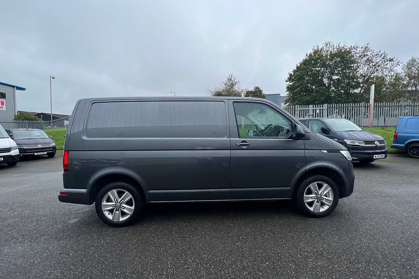 Volkswagen Transporter T32 Swb Diesel 2.0 BiTDI 204 Highline Van 4MOTION DSG