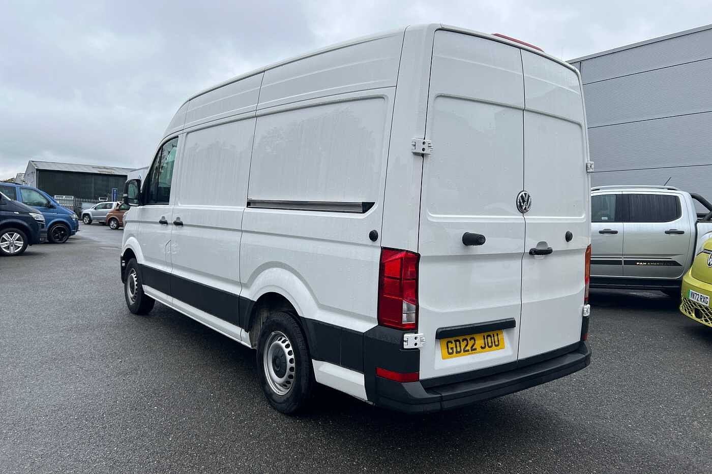 Volkswagen Crafter Cr35 Mwb Diesel Fwd 2.0 TDI 140PS Trendline High Roof Van *Business Pack, A/C*