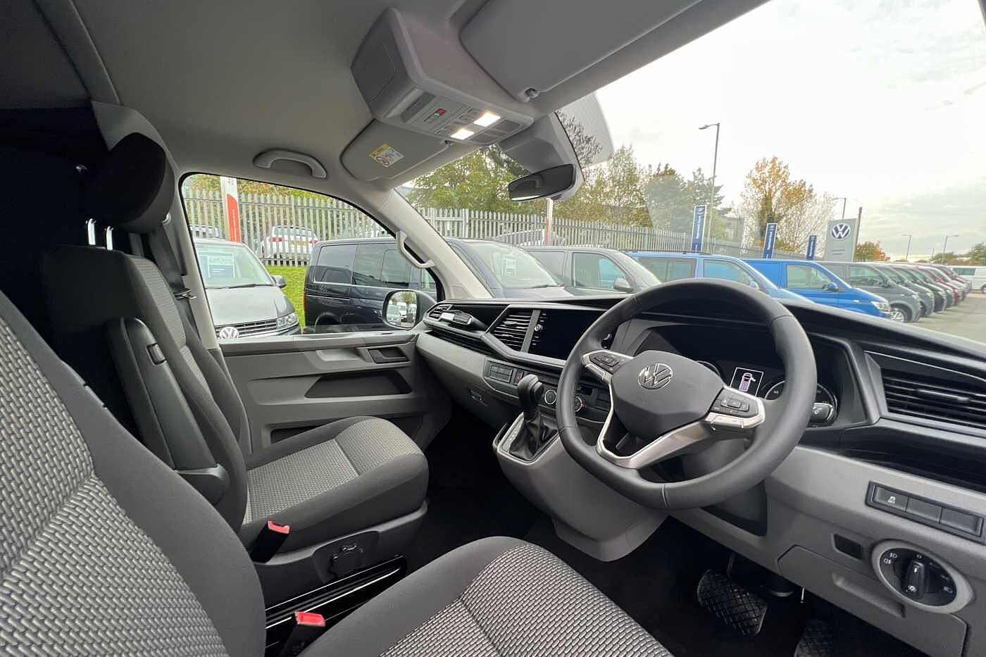 Volkswagen Transporter 2.0TDI (150PS)Eu6 T28 Highline LWB DSG