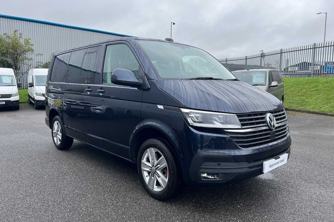 Volkswagen Transporter Kombi 2.0TDI 150 T32 Highline BMT SWB DSG ***Twin Doors, Nav & LEDS***