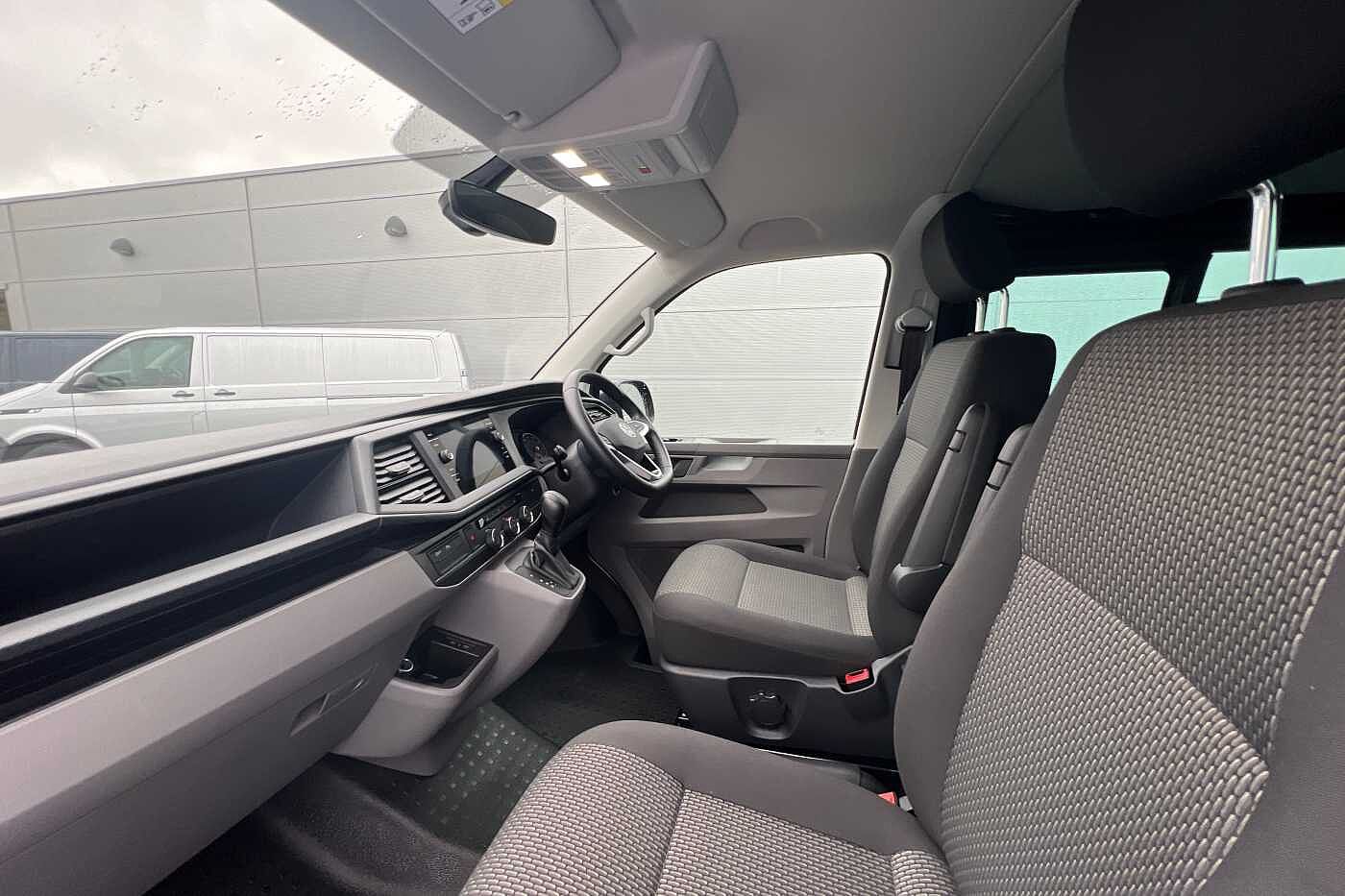 Volkswagen Transporter Kombi 2.0TDI 150 T32 Highline BMT SWB DSG ***Twin Doors, Nav & LEDS***