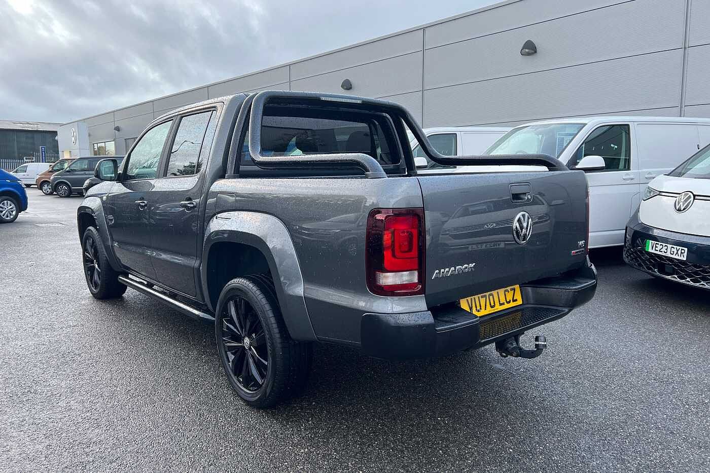 Volkswagen Amarok 3.0TDI V6 (204PS)Eu6dT Black Edition 4M