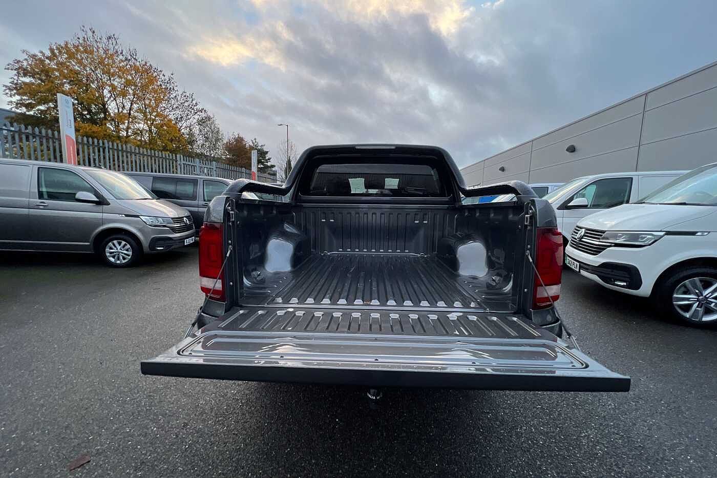 Volkswagen Amarok 3.0TDI V6 (204PS)Eu6dT Black Edition 4M