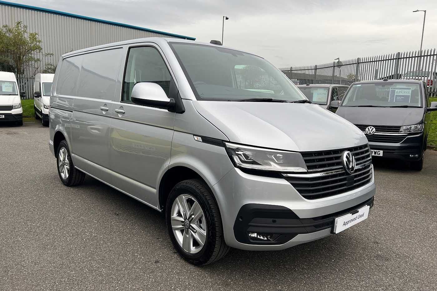 Volkswagen Transporter T30 Swb Diesel 2.0 BiTDI 204 Highline Van DSG ***High Spec*** SWB