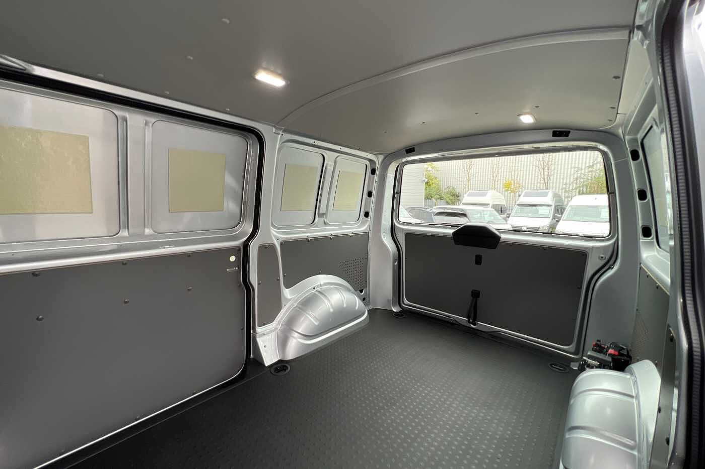 Volkswagen Transporter T30 Swb Diesel 2.0 BiTDI 204 Highline Van DSG ***High Spec*** SWB
