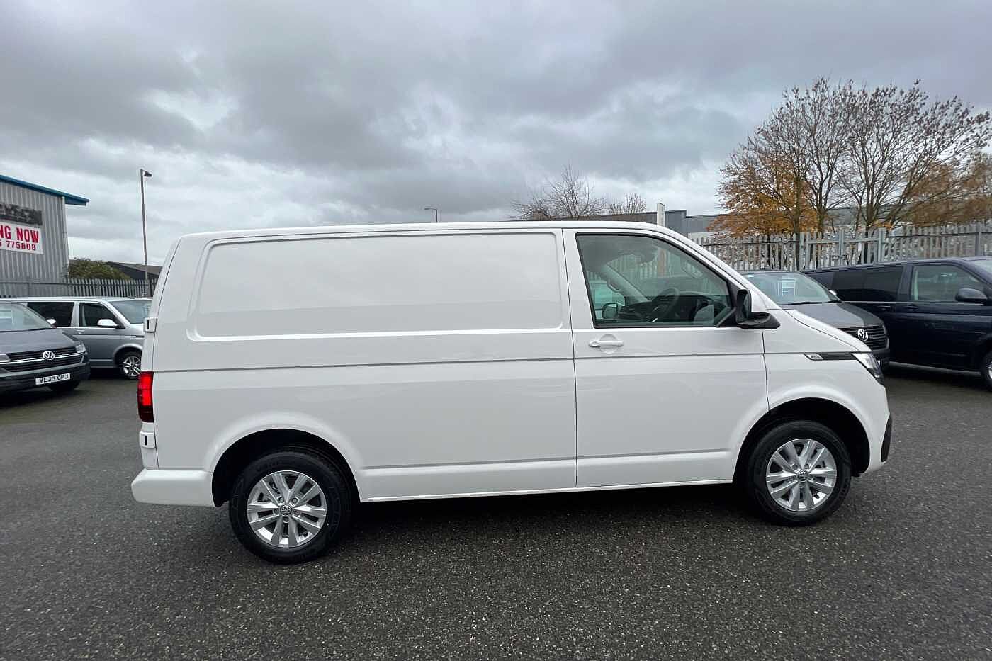 Volkswagen Transporter T28 Swb Diesel 2.0 TDI 150 Highline Van DSG SWB