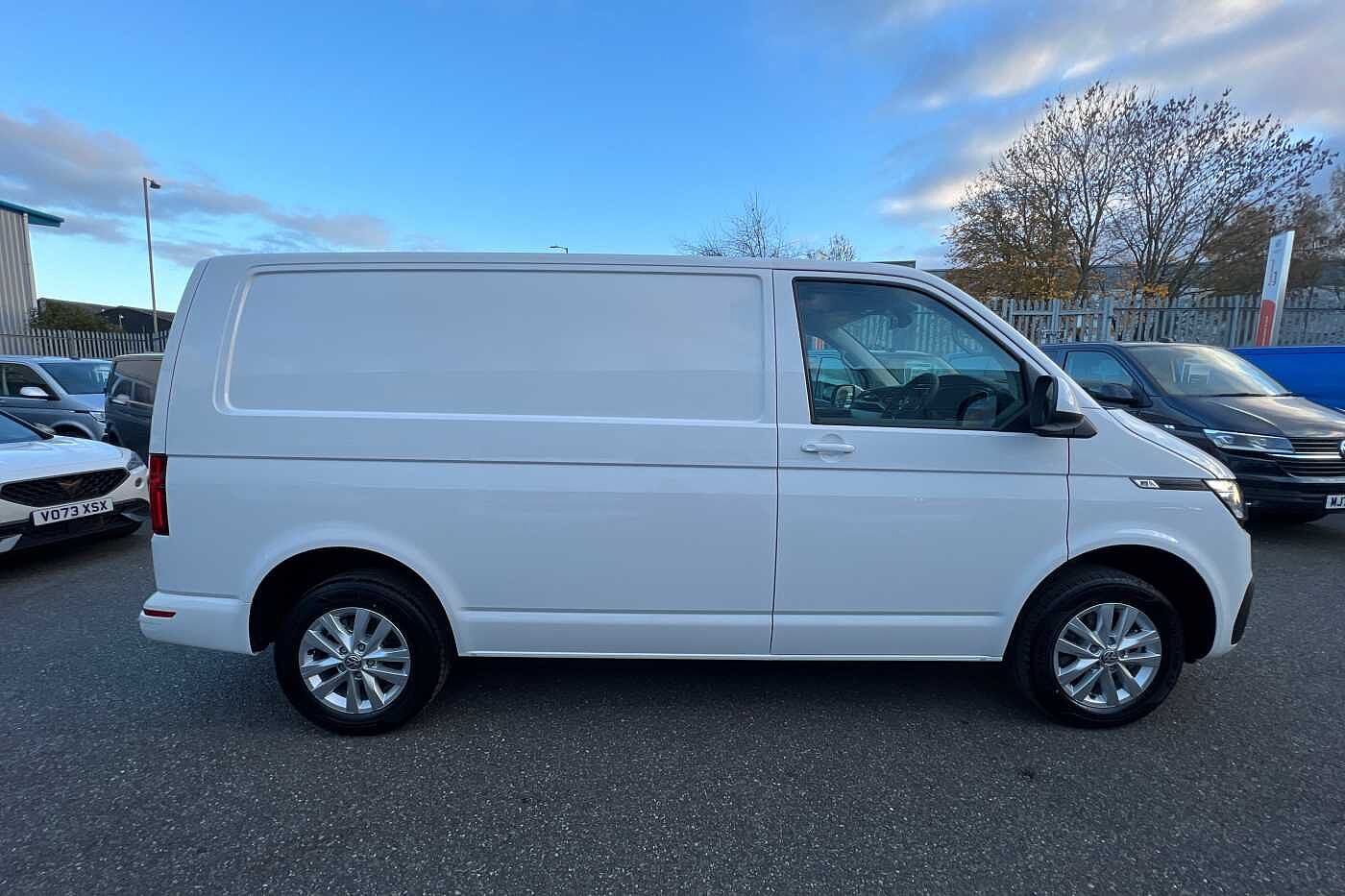 Volkswagen Transporter T28 Swb Diesel 2.0 TDI 150 Highline Van DSG SWB