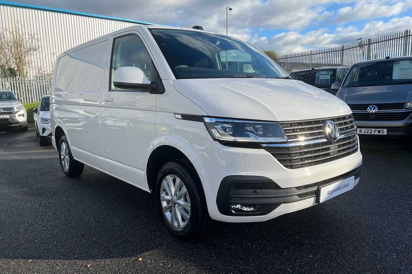 Volkswagen Transporter T28 Swb Diesel 2.0 TDI 110 Highline Van SWB ***Delivery Miles***
