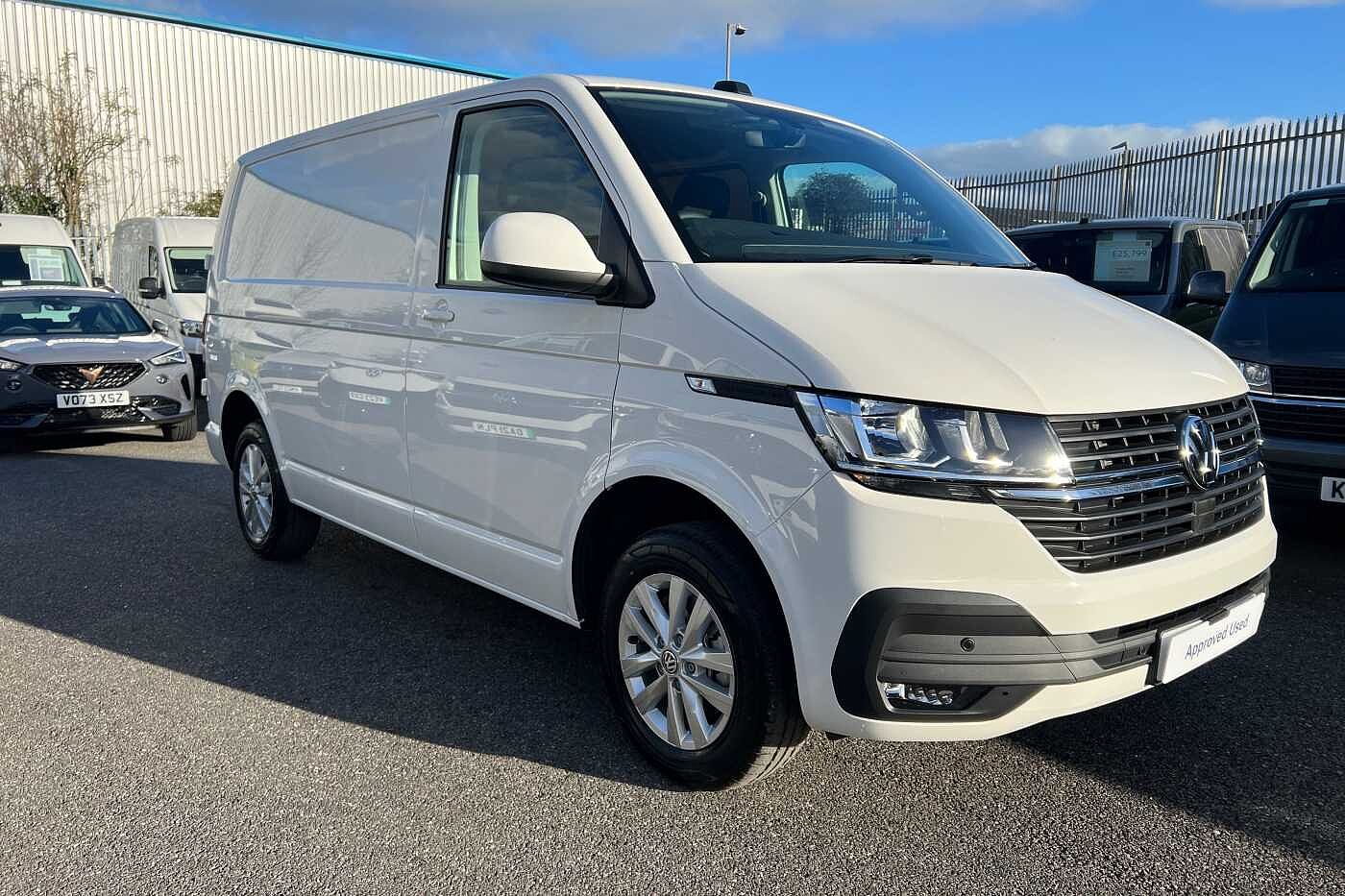 Volkswagen Transporter T28 Swb Diesel 2.0 TDI 110 Highline Van SWB ***Delivery Miles***