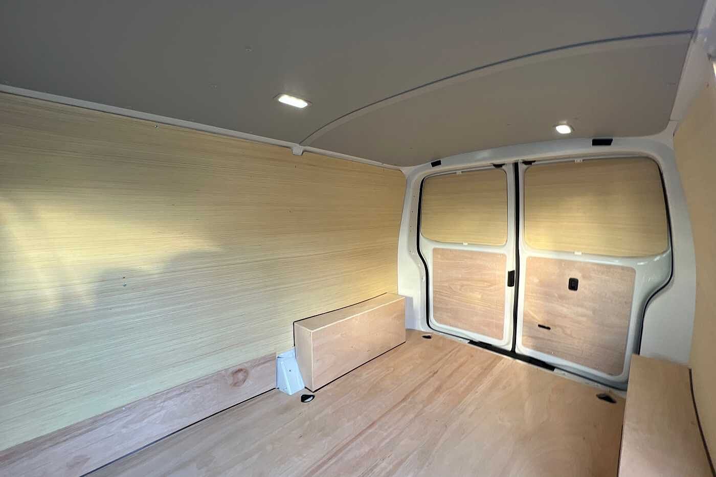 Volkswagen Transporter T28 Swb Diesel 2.0 TDI 110 Highline Van SWB ***Delivery Miles***
