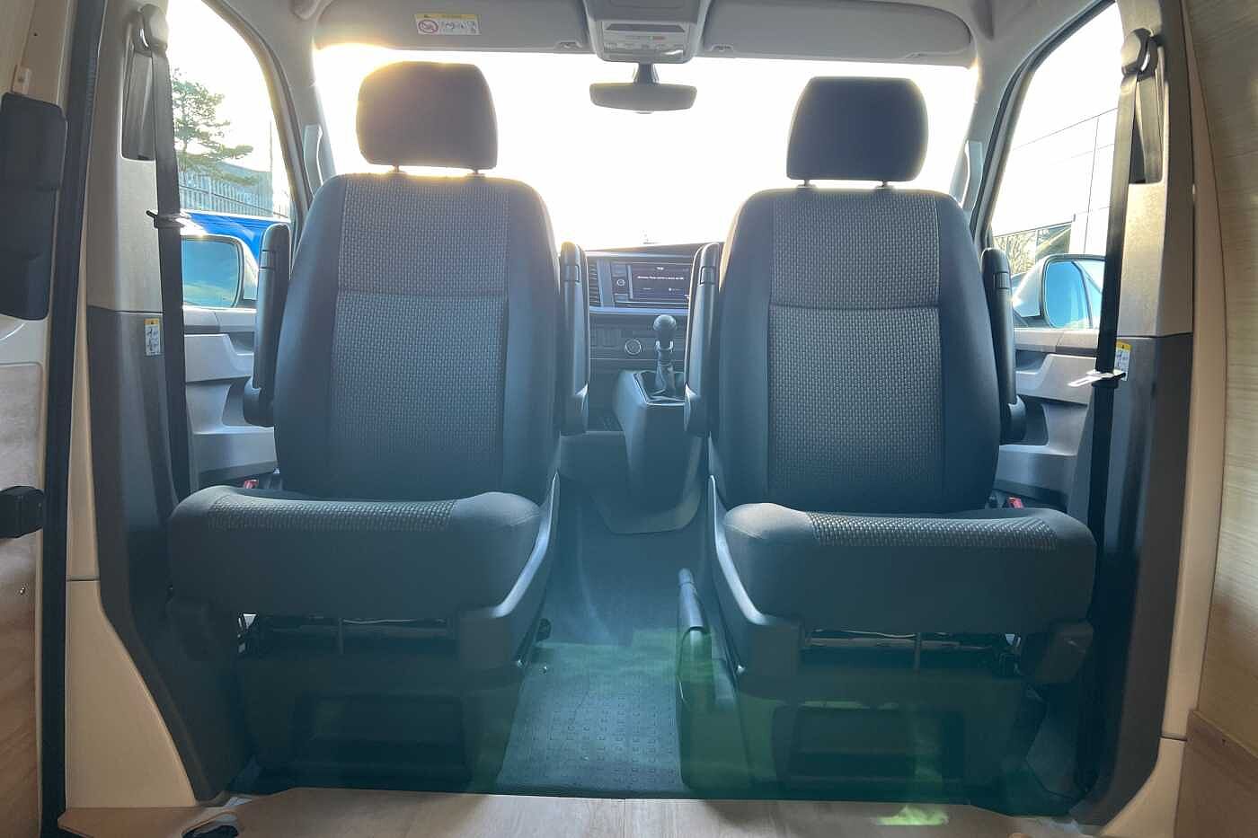 Volkswagen Transporter T28 Swb Diesel 2.0 TDI 110 Highline Van SWB ***Delivery Miles***
