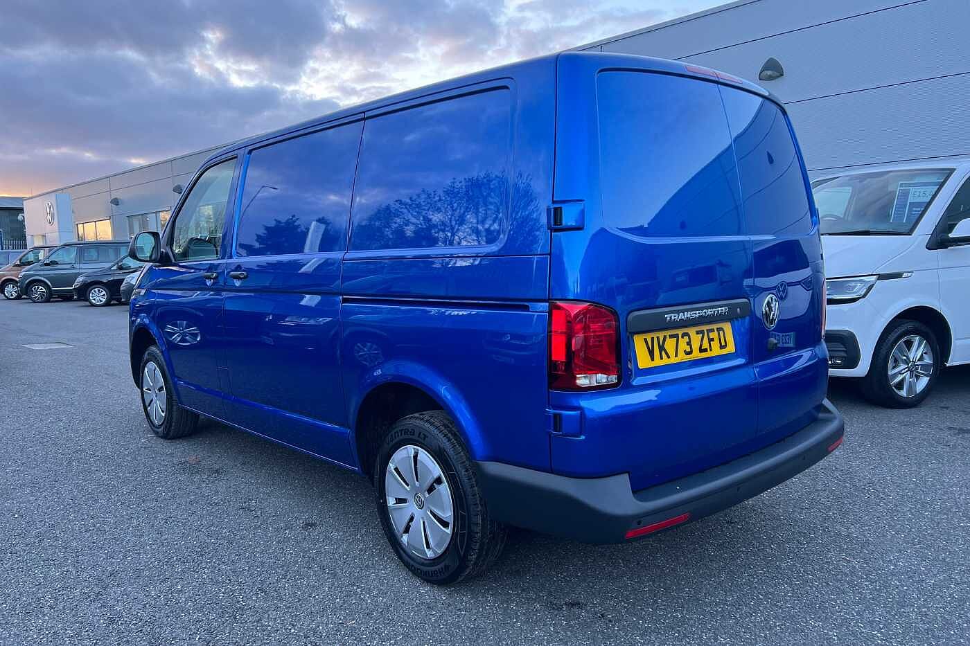 Volkswagen Transporter T28 Swb Diesel 2.0 TDI 110 Startline Van SWB ***Air Con, Sensors, Delivery Miles***