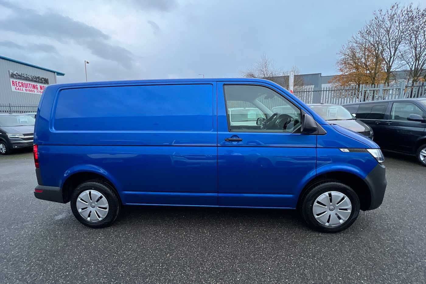 Volkswagen Transporter 110ps T30 Startline SWB PV **TAILGATE*DELIVERY MILES*BUSINESS PACK**