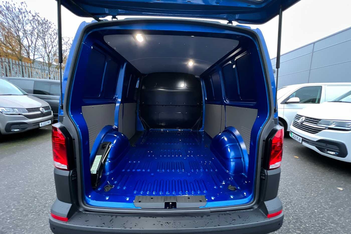 Volkswagen Transporter 110ps T30 Startline SWB PV **TAILGATE*DELIVERY MILES*BUSINESS PACK**