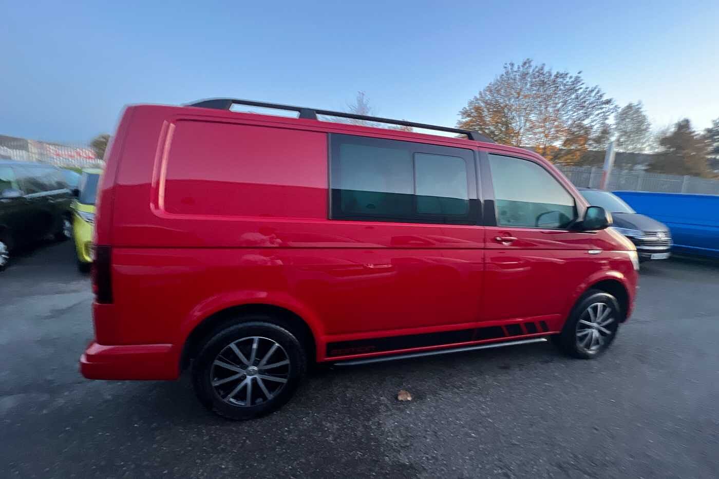 Volkswagen Transporter T30 Swb Diesel 2.0 TDI BMT 150 Edition Kombi Van DSG