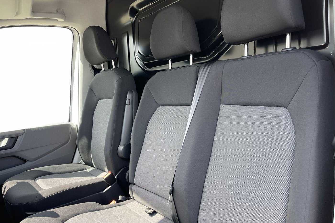 Volkswagen Crafter CR35 Panel van Trendline LWB 140 PS 2.0 TDI 6sp Manual FWD