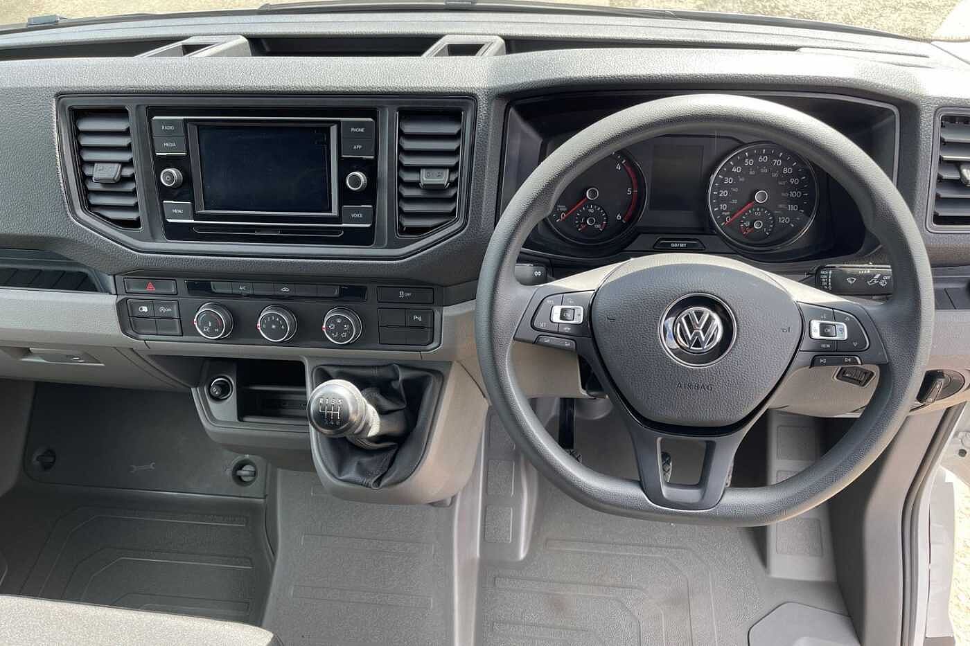 Volkswagen Crafter CR35 Panel van Trendline LWB 140 PS 2.0 TDI 6sp Manual FWD