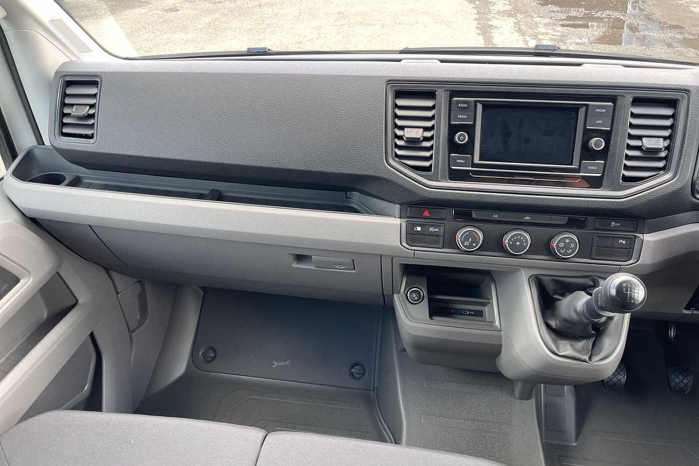 Volkswagen Crafter CR35 Panel van Trendline LWB 140 PS 2.0 TDI 6sp Manual FWD