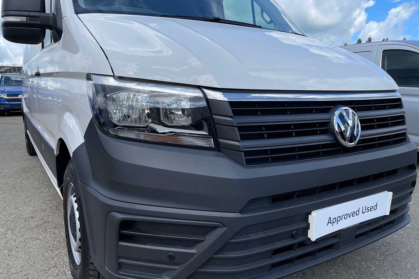 Volkswagen Crafter CR35 Panel van Trendline LWB 140 PS 2.0 TDI 6sp Manual FWD