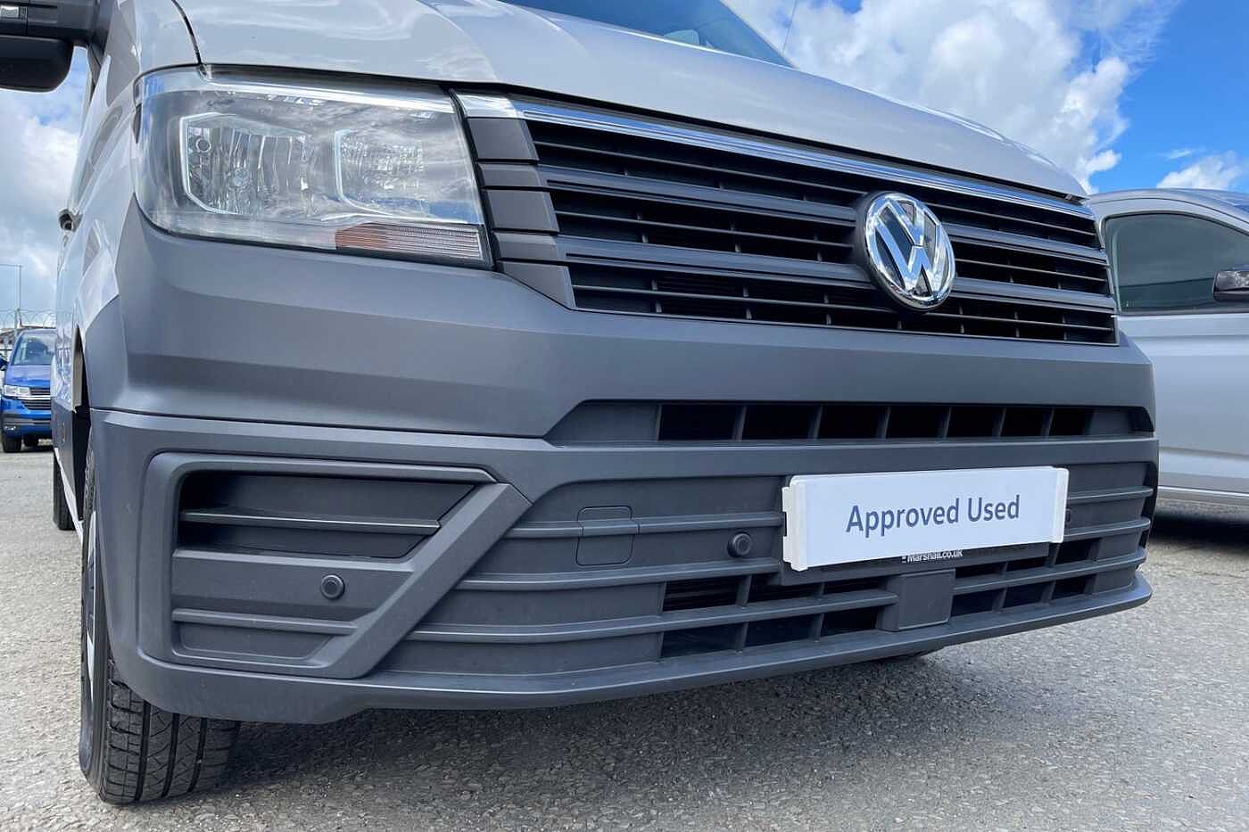 Volkswagen Crafter CR35 Panel van Trendline LWB 140 PS 2.0 TDI 6sp Manual FWD