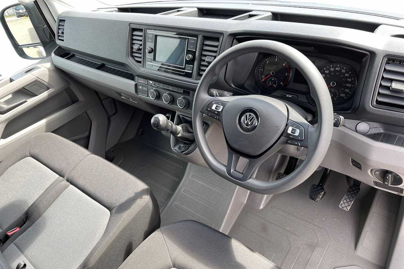 Volkswagen Crafter CR35 Panel van Trendline LWB 140 PS 2.0 TDI 6sp Manual FWD