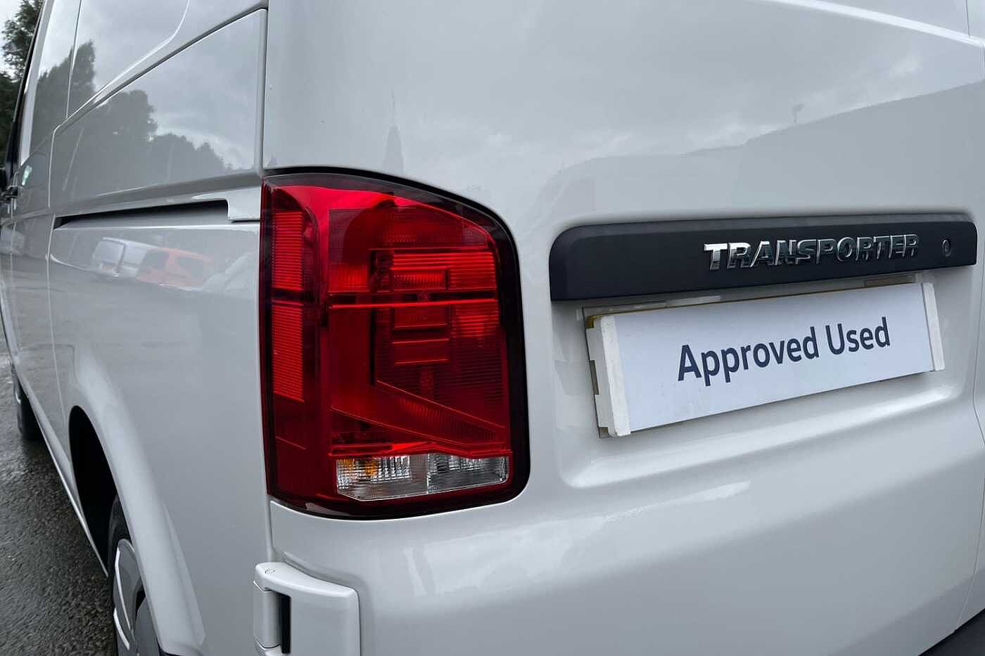 Volkswagen Transporter T28 Panel van Startline SWB 110 PS 2.0 TDI 5sp Manual