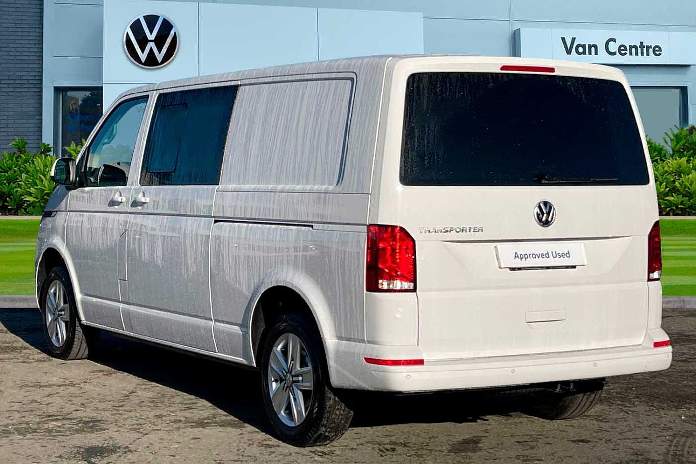 Volkswagen Transporter T32 Kombi Highline LWB 150 PS 2.0 TDI 6sp Manual