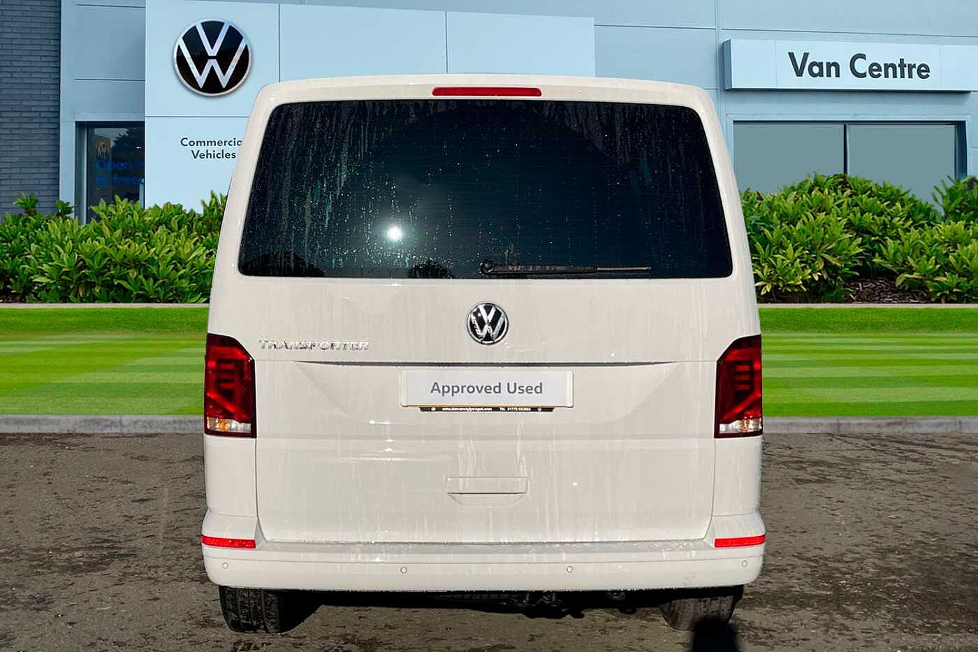 Volkswagen Transporter T32 Kombi Highline LWB 150 PS 2.0 TDI 6sp Manual