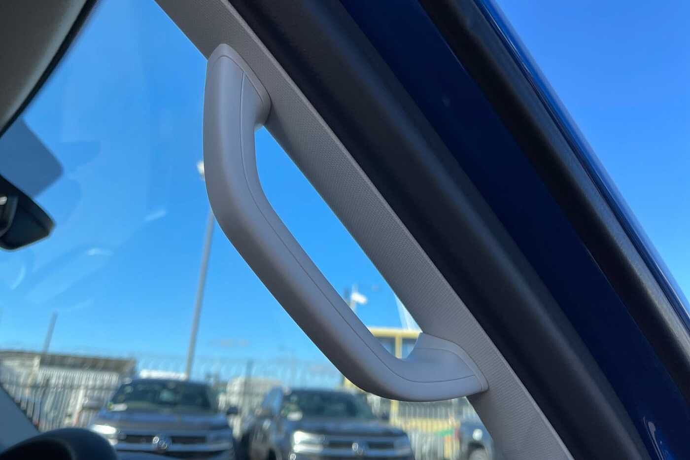 Volkswagen Transporter T28 Panel van Highline SWB 110 PS 2.0 TDI 5sp Manual