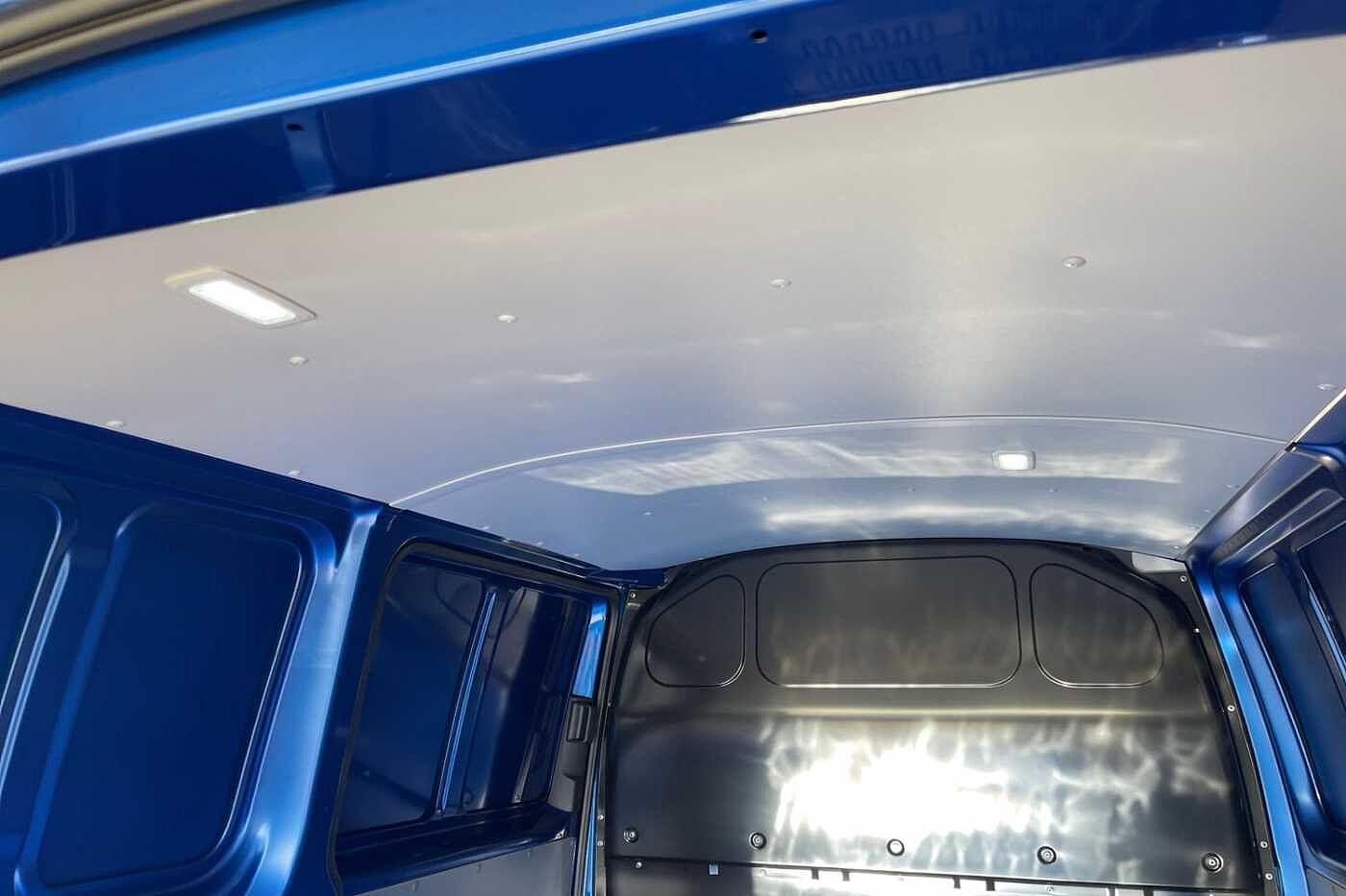 Volkswagen Transporter T28 Panel van Highline SWB 110 PS 2.0 TDI 5sp Manual