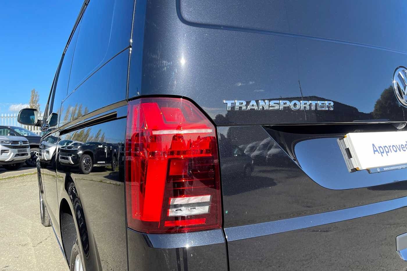 Volkswagen Transporter T30 Panel van Highline SWB 150 PS 2.0 TDI 6sp Manual