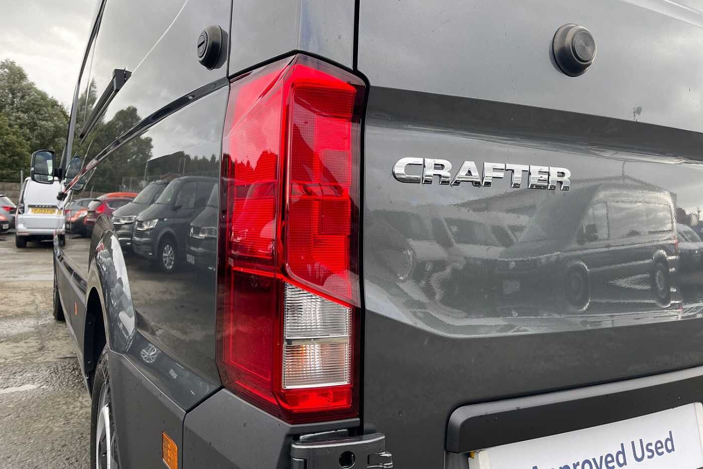 Volkswagen Crafter CR35 Panel van Trendline LWB 177 PS 2.0 TDI 6sp Manual FWD