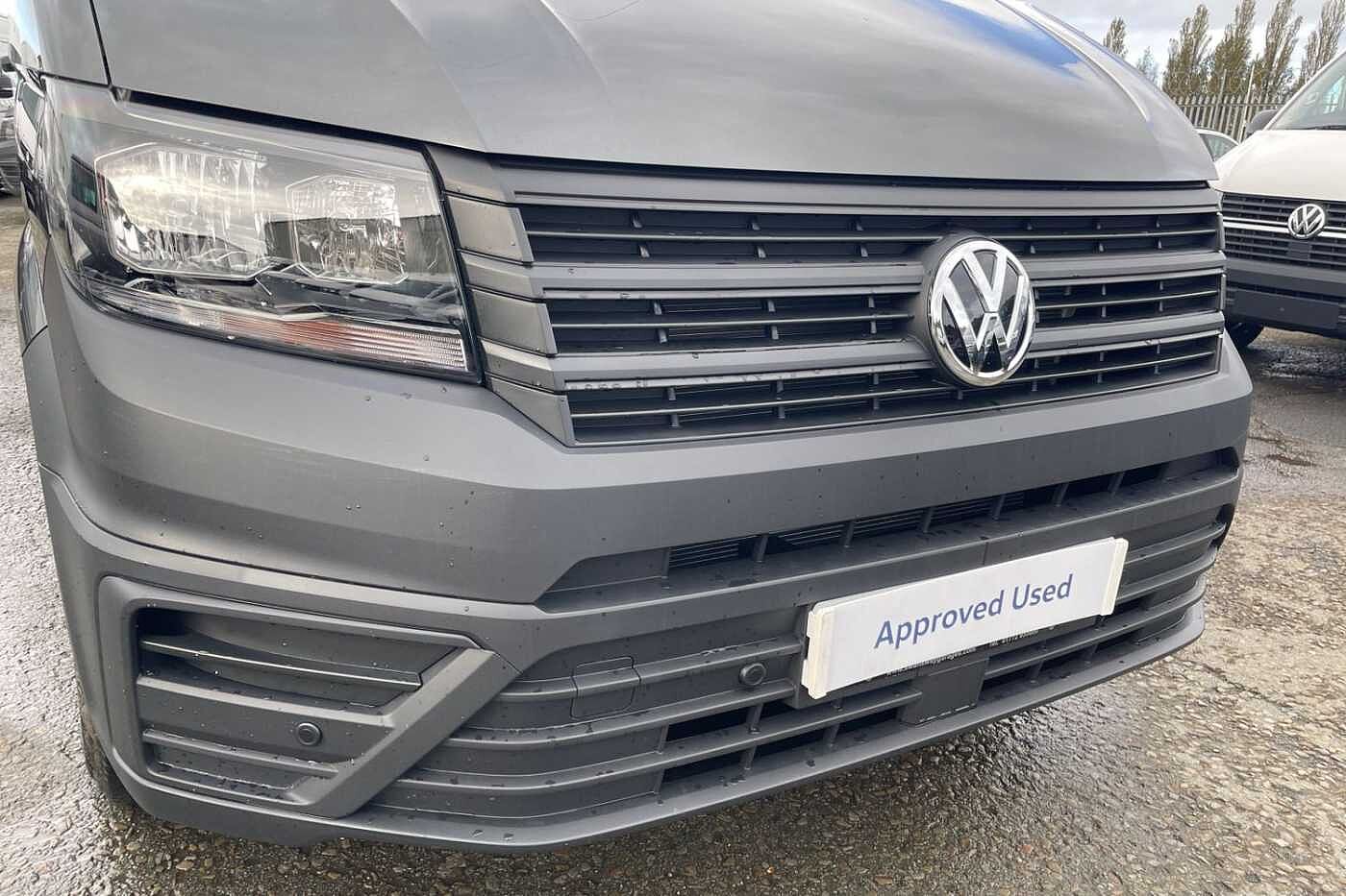 Volkswagen Crafter CR35 Panel van Trendline LWB 177 PS 2.0 TDI 6sp Manual FWD
