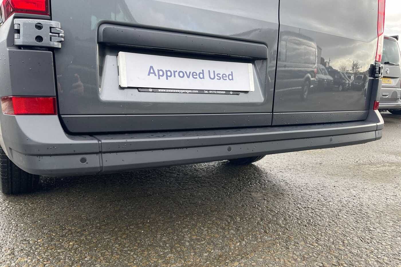 Volkswagen Crafter CR35 Panel van Trendline LWB 177 PS 2.0 TDI 6sp Manual FWD