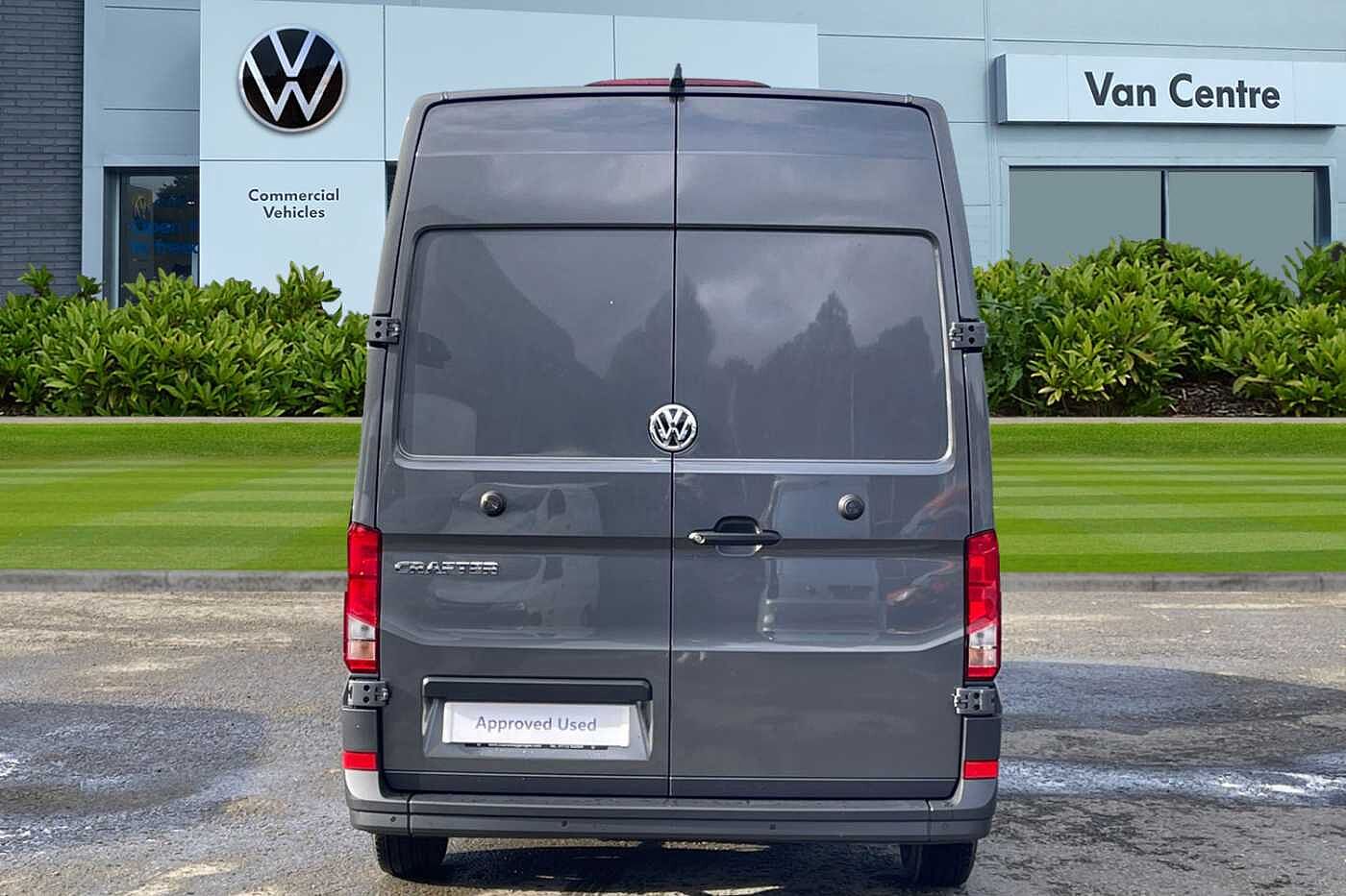 Volkswagen Crafter CR35 Panel van Trendline LWB 177 PS 2.0 TDI 6sp Manual FWD