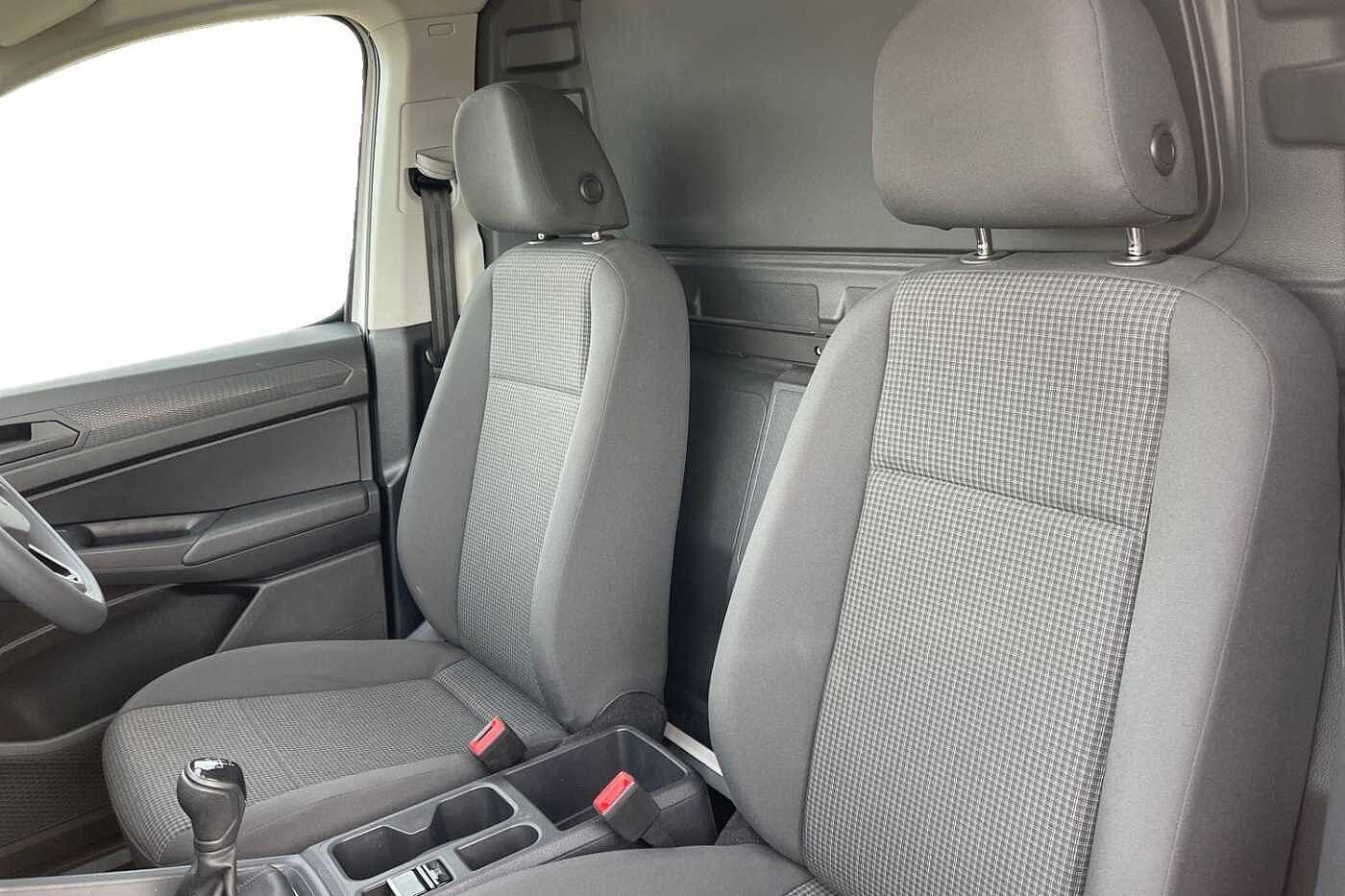 Volkswagen Caddy C20 Cargo Commerce Maxi 102 PS 2.0 TDI 6sp Manual