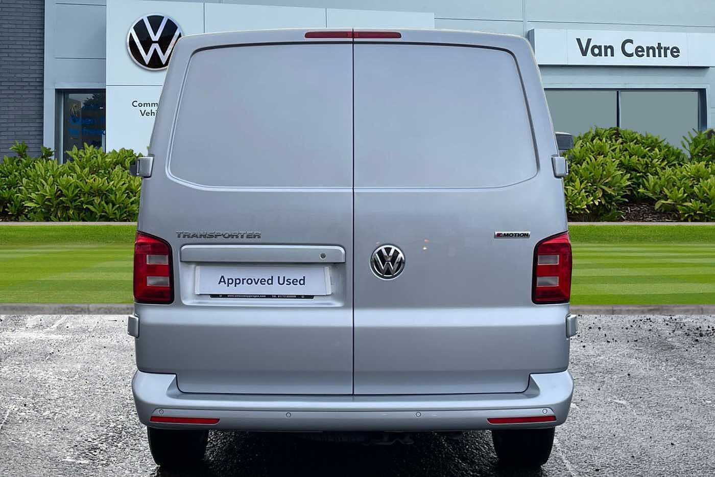 Volkswagen Transporter T32 Panel van Highline SWB 199 PS 2.0 TDI BMT 7sp DSG 4MOTION