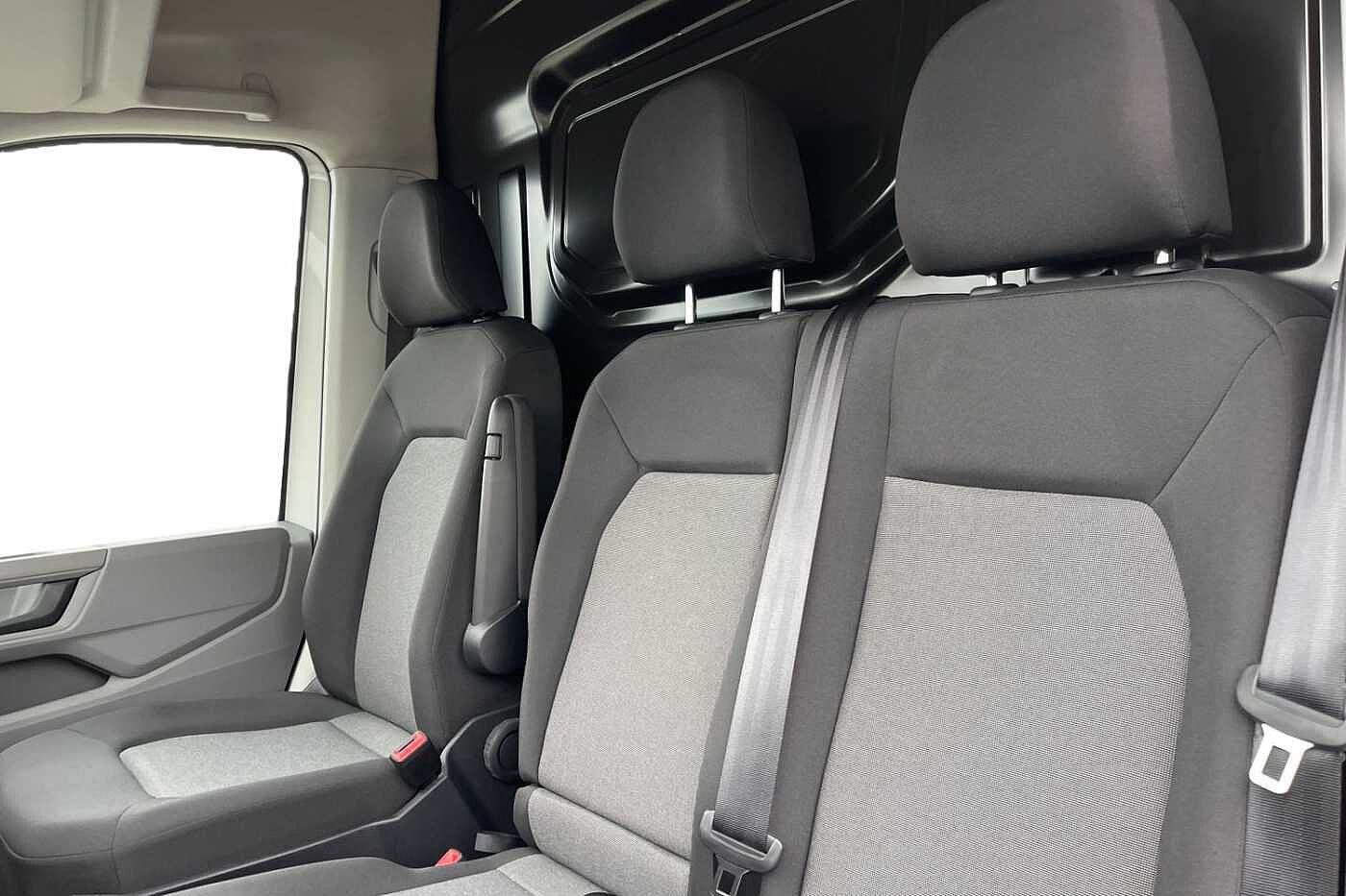 Volkswagen Crafter CR35 Panel van Trendline LWB 140 PS 2.0 TDI 6sp Manual FWD