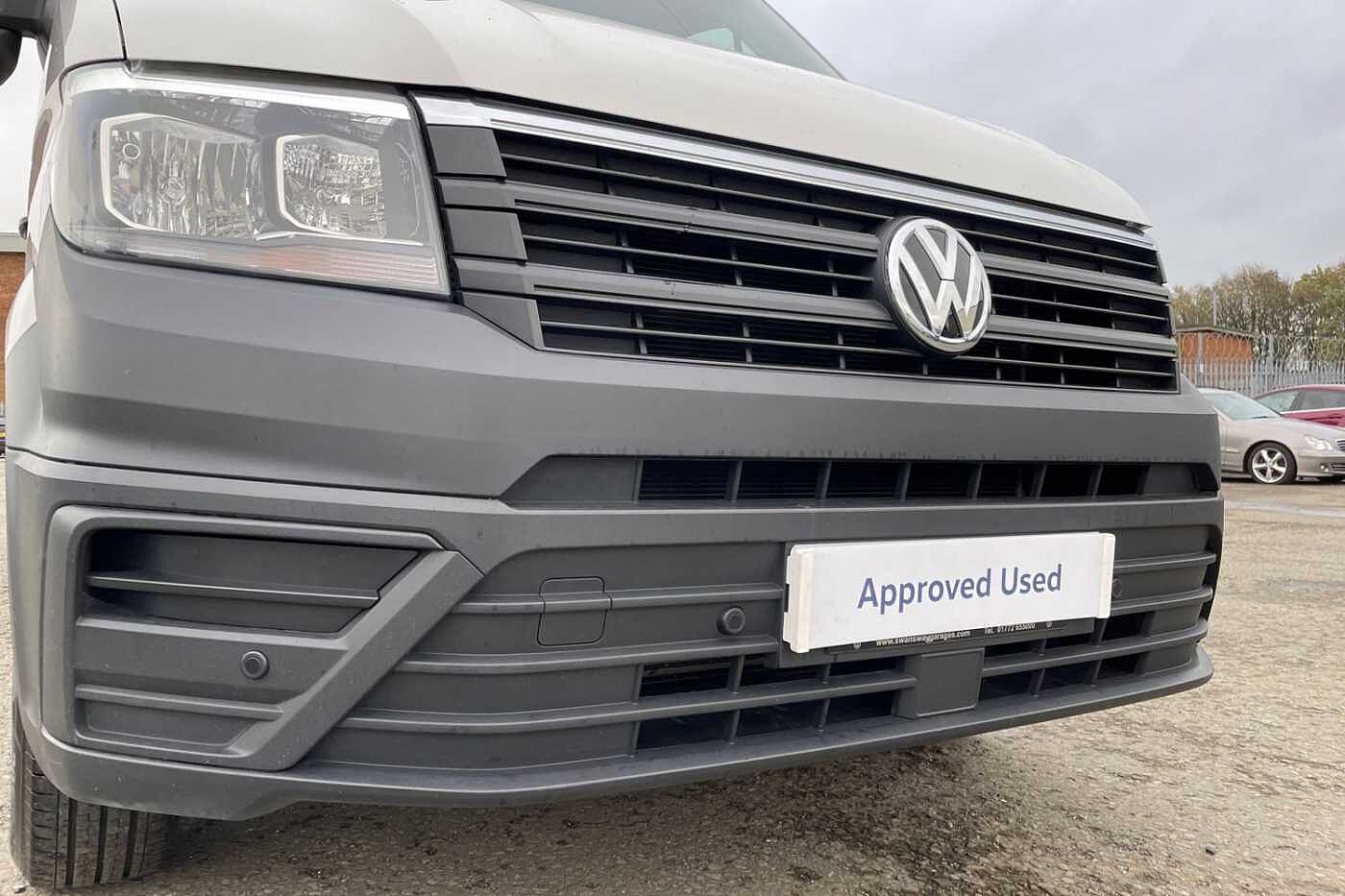 Volkswagen Crafter CR35 Panel van Trendline LWB 140 PS 2.0 TDI 6sp Manual FWD