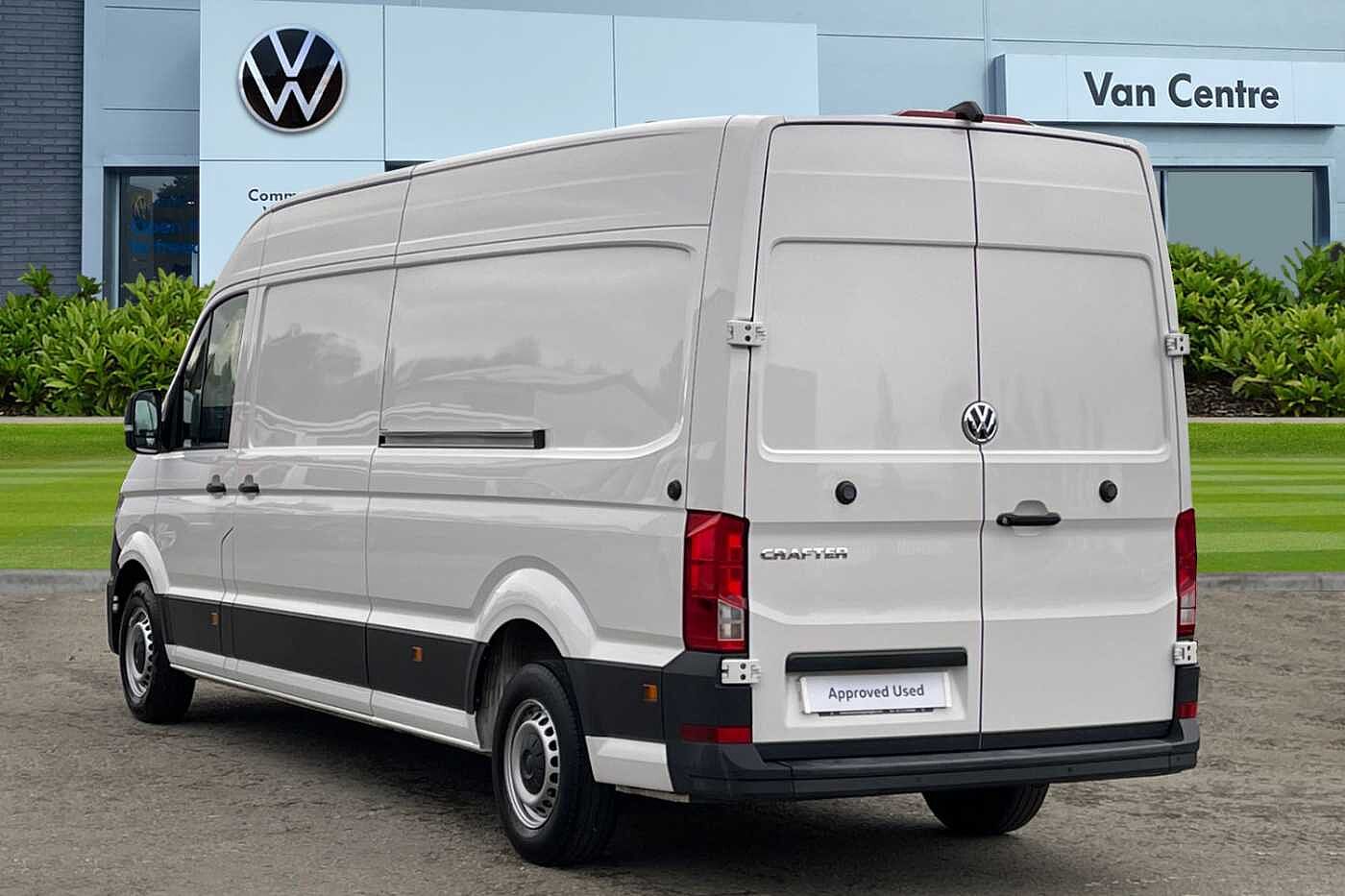 Volkswagen Crafter CR35 Panel van Trendline LWB 140 PS 2.0 TDI 6sp Manual FWD