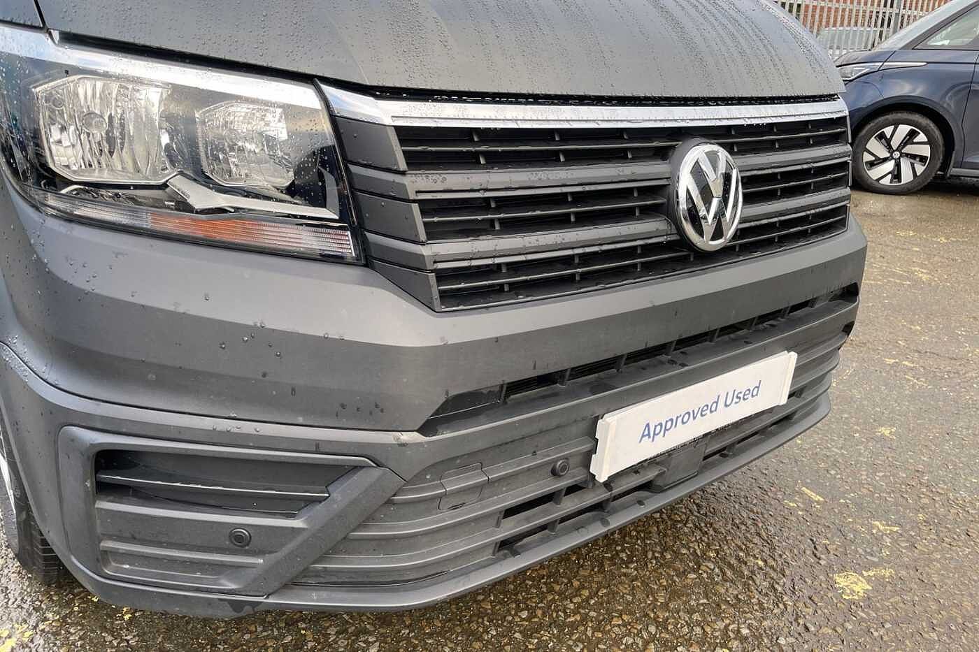 Volkswagen Crafter CR35 Panel van Trendline LWB 140 PS 2.0 TDI 6sp Manual FWD