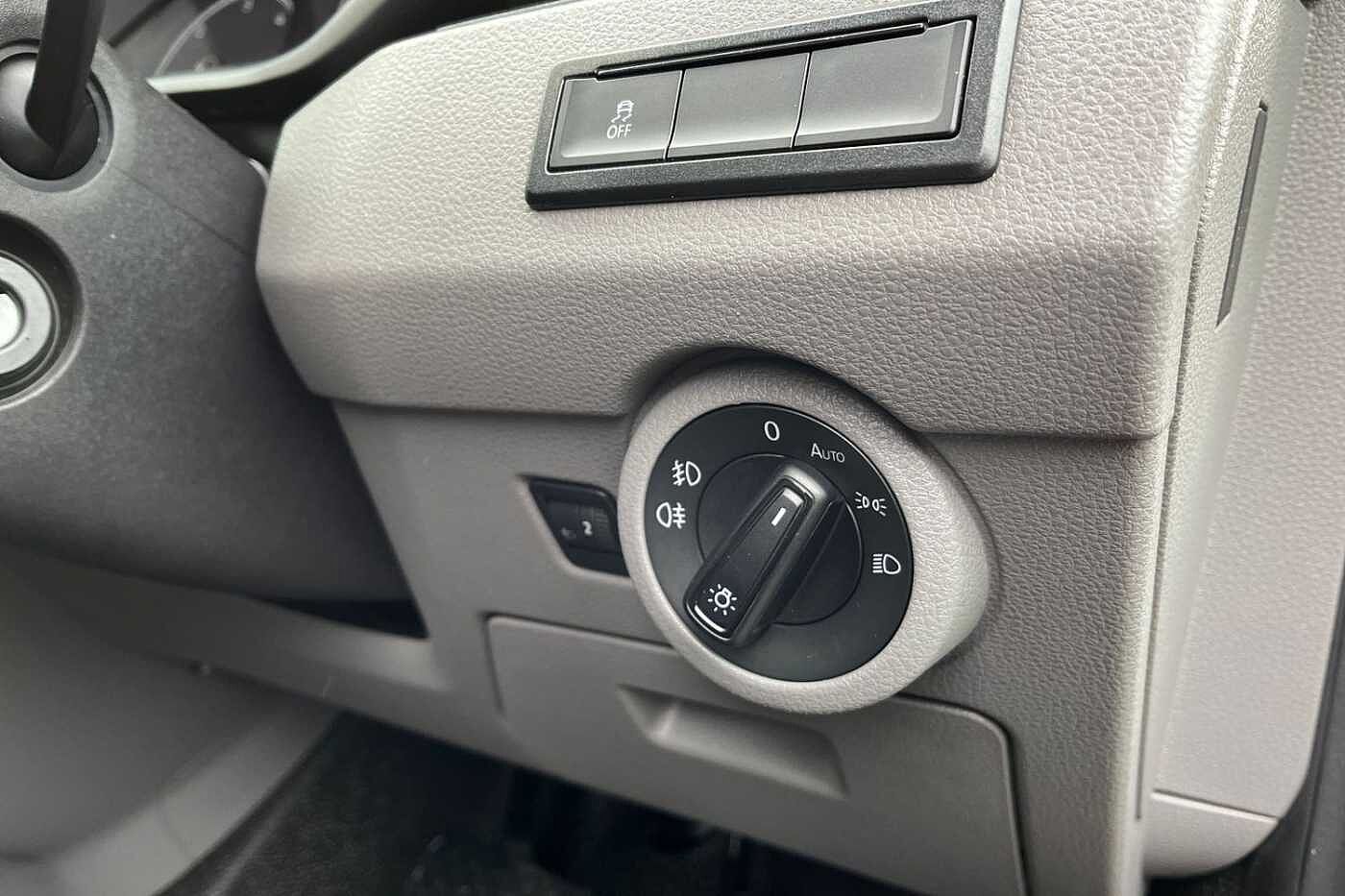 Volkswagen Transporter T30 Panel van Highline SWB 150 PS 2.0 TDI 7sp DSG