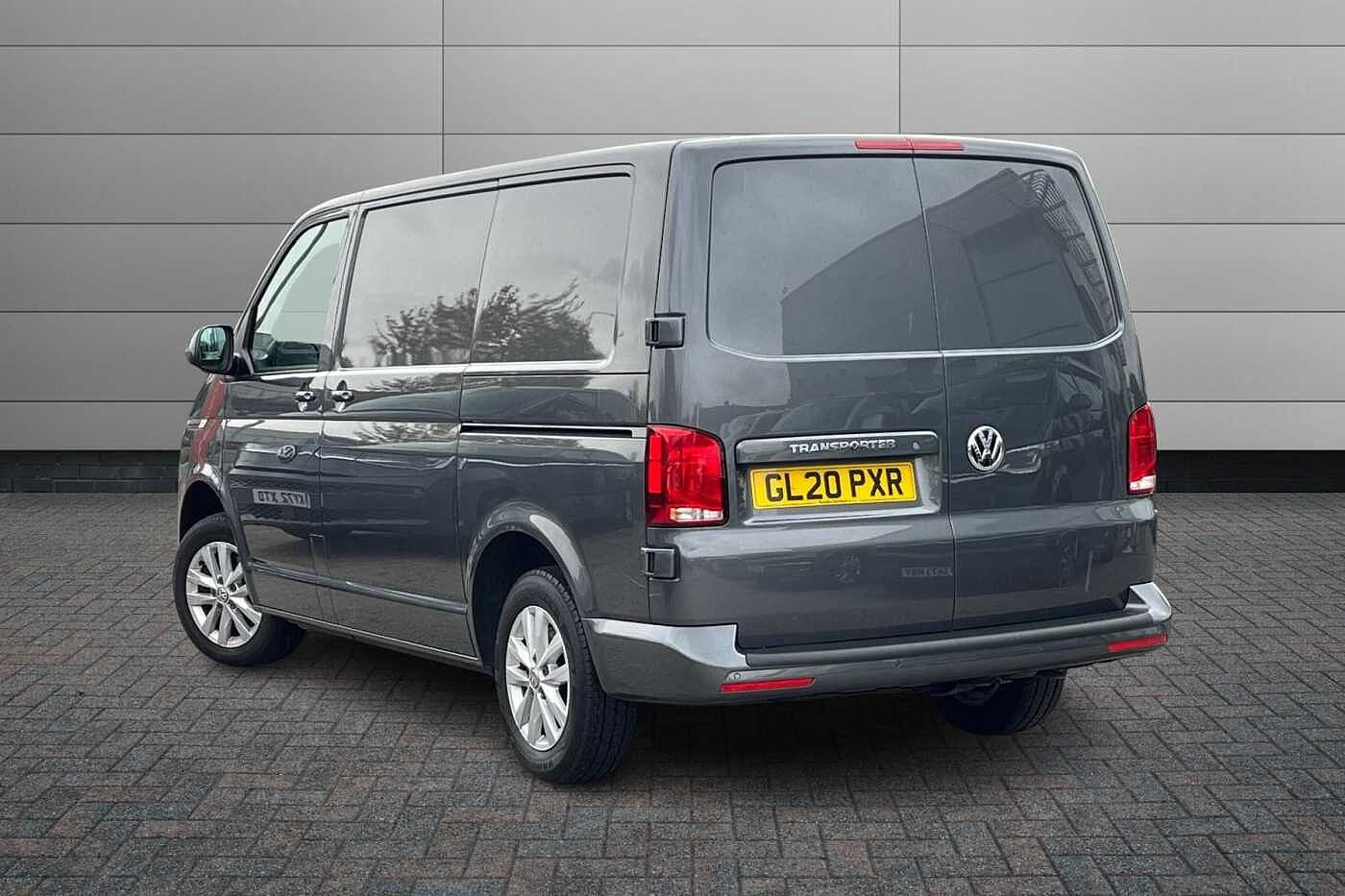 Volkswagen Transporter T30 Panel van Highline SWB 150 PS 2.0 TDI 7sp DSG