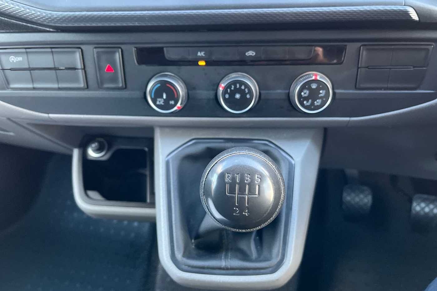 Volkswagen Transporter T28 Panel van Startline SWB 110 PS 2.0 TDI 5sp Manual