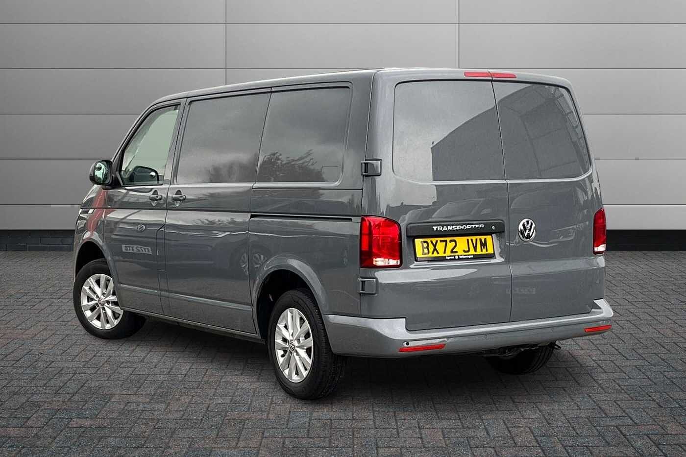 Volkswagen Transporter T28 Panel van Highline SWB 150 PS 2.0 TDI 6sp Manual
