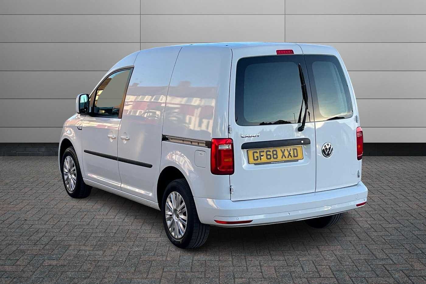 Volkswagen Caddy C20 Panel van Trendline SWB EU6 102 PS 2.0 TDI BMT 5sp Manual