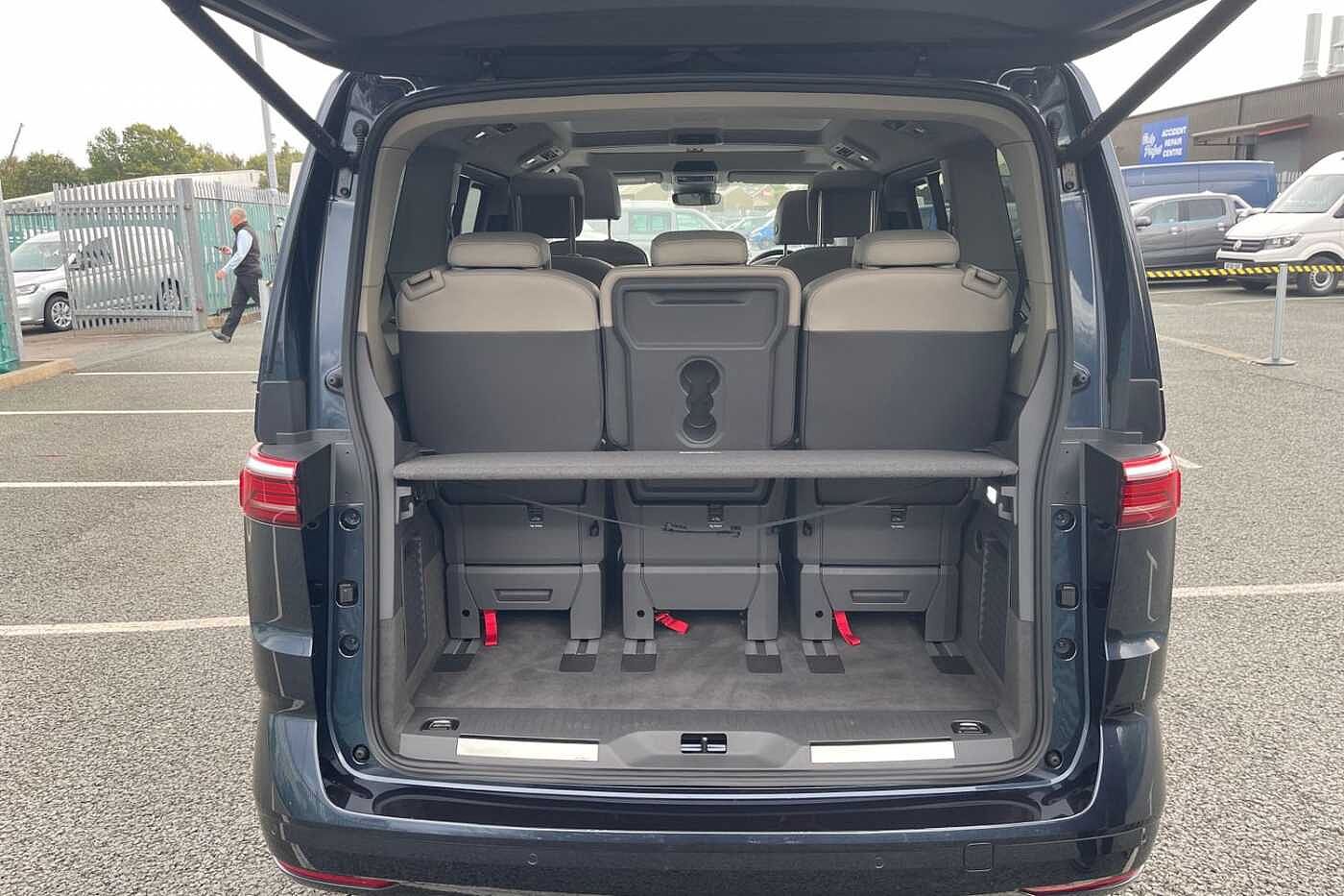Volkswagen Multivan Style 2.0TDI 150ps Standard 7S Combi DSG
